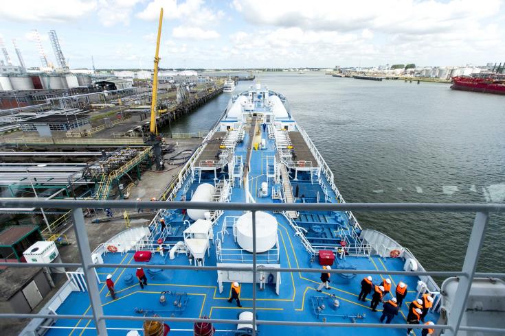 來自?？松梨谠谌致匪骨锛俱@探之前的代表團