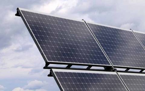 黑山8家公司購買了招標文件，計劃在Mo?ura上安裝太陽能發電廠