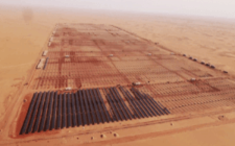 作為能源轉型的一部分，埃及建造了世界上最大的太陽能發電廠