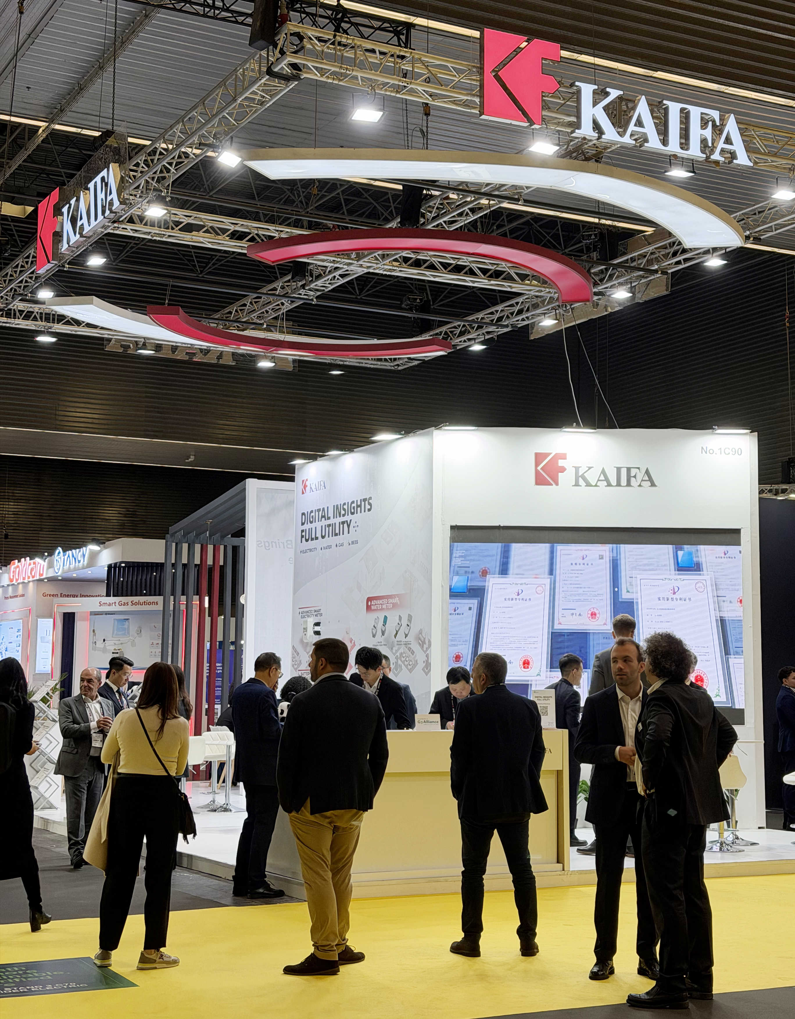 開發科技攜電、水、氣、新能源綜合解決方案閃耀2025歐洲能源展