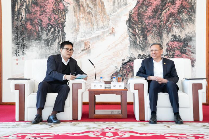 倪真與上海電氣黨委書記、董事長吳磊會談