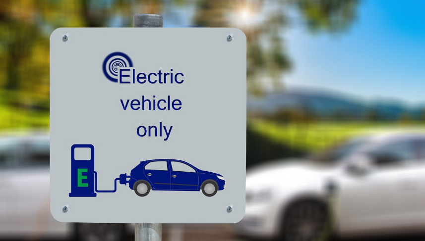 中國商務部：加方將給予中國電動汽車每年4.9萬輛的配額，配額內享受6.1%最惠國關稅待遇