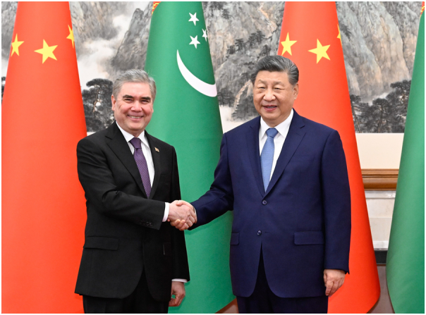 中國國家主席習近平會見土庫曼斯坦民族領袖、人民委員會主席別爾德穆哈梅多夫 強調擴大天然氣領域合作