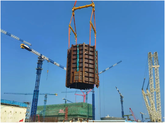 陸豐核電2號(hào)機(jī)組CA04模塊順利吊裝就位